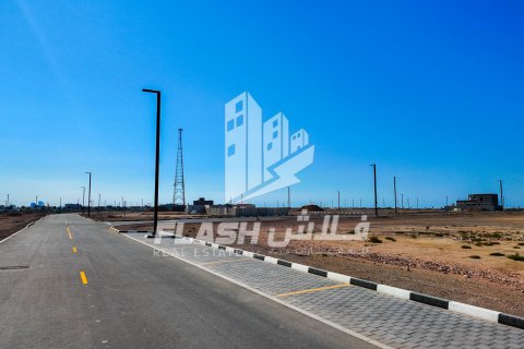 Pozemek v Al Mairid, Ras Al Khaimah, SAE 1800 m² Č.: 611683 - fotografie 6