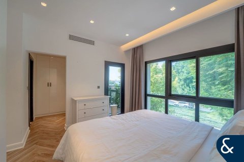 Maison de ville à vendre à  Jumeirah Golf Estates, Dubai, EAU 2 chambres, 134 m2 № 667663 - photo 11