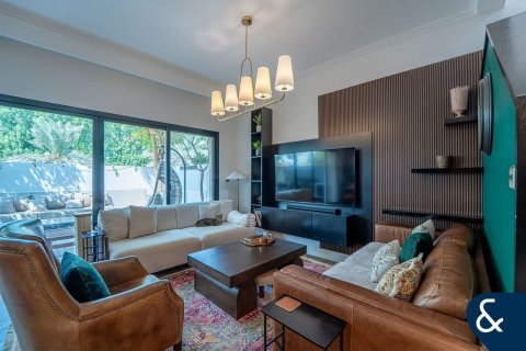 Maison de ville à vendre à  Jumeirah Golf Estates, Dubai, EAU 2 chambres, 134 m2 № 667663 - photo 2