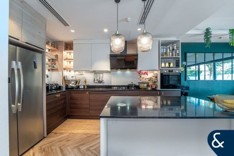 Maison de ville à vendre à  Jumeirah Golf Estates, Dubai, EAU 2 chambres, 134 m2 № 667663 - photo 4