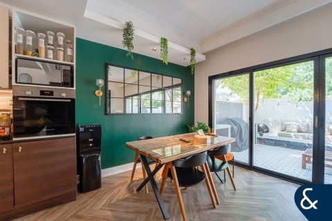 Maison de ville à vendre à  Jumeirah Golf Estates, Dubai, EAU 2 chambres, 134 m2 № 667663 - photo 3