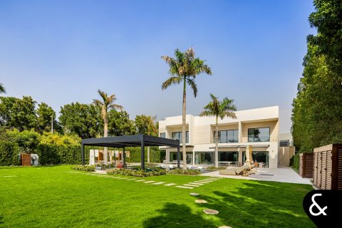 فيلا للبيع في البراري، دبي، الإمارات العربية المتحدة 5 غرفة نوم ، 862 متر مربع ، رقم 667662 - صورة 1