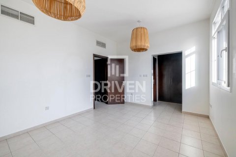 Radhus uthyres i Arabian Ranches, Dubai, UAE 2 sovrum, 207 kvm Nr. 603534 - fotografi 2