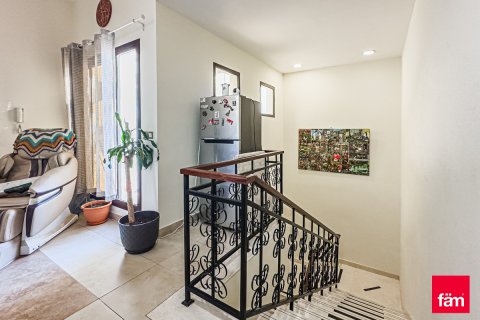 Müüa ridamaja asukohaga Dubai, AÜE: 4 magamistoaga, 380.7 m² Nr 726770 - pilt 18