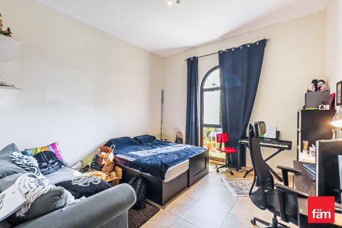 Müüa ridamaja asukohaga Dubai, AÜE: 4 magamistoaga, 380.7 m² Nr 726770 - pilt 7