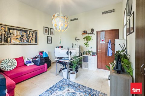Müüa ridamaja asukohaga Dubai, AÜE: 4 magamistoaga, 380.7 m² Nr 726770 - pilt 19