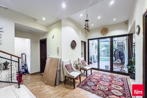 Müüa ridamaja asukohaga Dubai, AÜE: 4 magamistoaga, 380.7 m² Nr 726770 - pilt 8