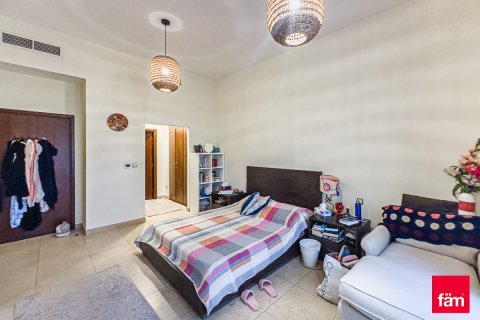 Müüa ridamaja asukohaga Dubai, AÜE: 4 magamistoaga, 380.7 m² Nr 726770 - pilt 10