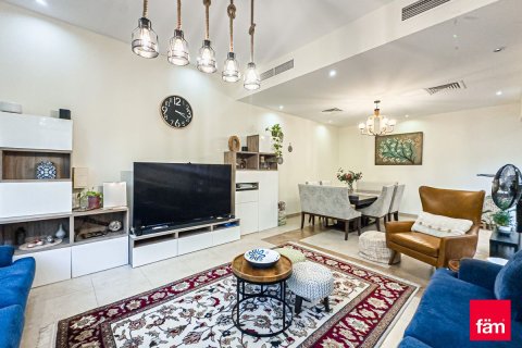 Müüa ridamaja asukohaga Dubai, AÜE: 4 magamistoaga, 380.7 m² Nr 726770 - pilt 6