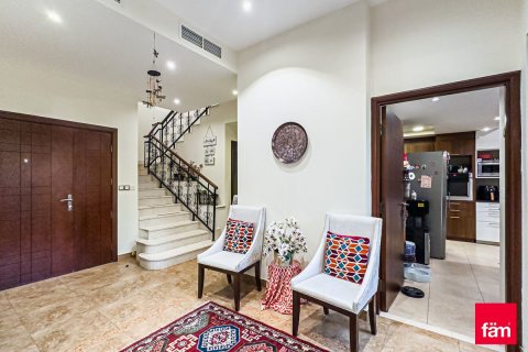 Müüa ridamaja asukohaga Dubai, AÜE: 4 magamistoaga, 380.7 m² Nr 726770 - pilt 5