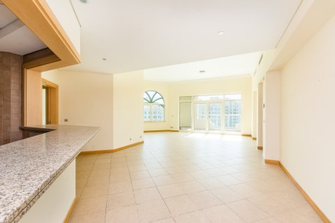 Korter asukohaga Palm Jumeirah, Dubai, AÜE: 3 magamistoaga, 206 m² Nr 739675