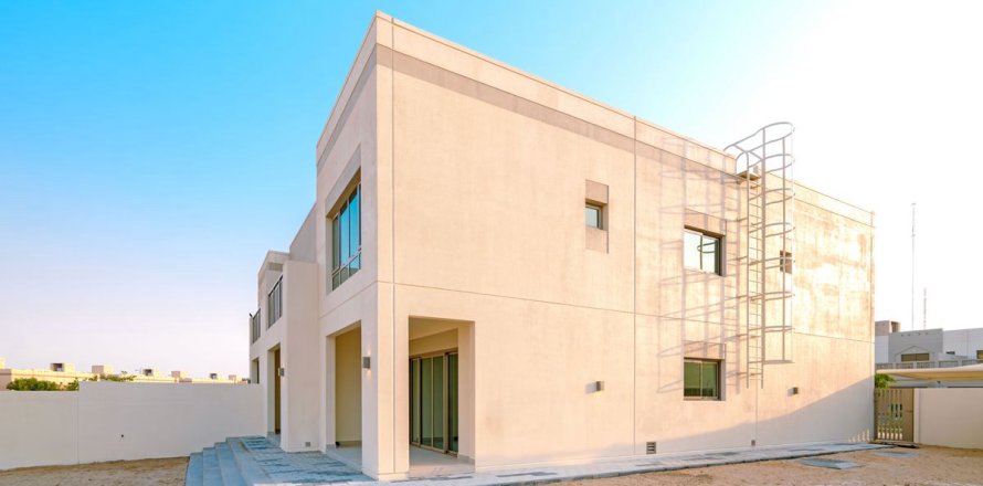 Вилла в Джабаль-Али, Дубай, ОАЭ 4 спальни, 743.9м2 № 689231