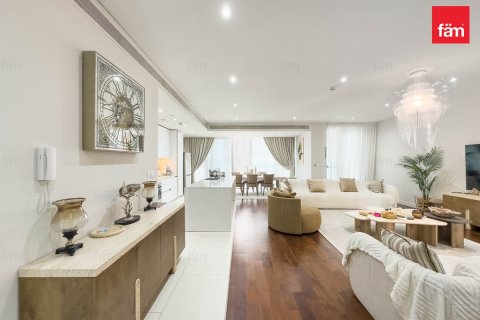 Apartament në Al Wasl, Dubai, Emiratet e Bashkuara Arabe 3 dhoma gjumi, 221.6 m2. № 689232 - Foto 12