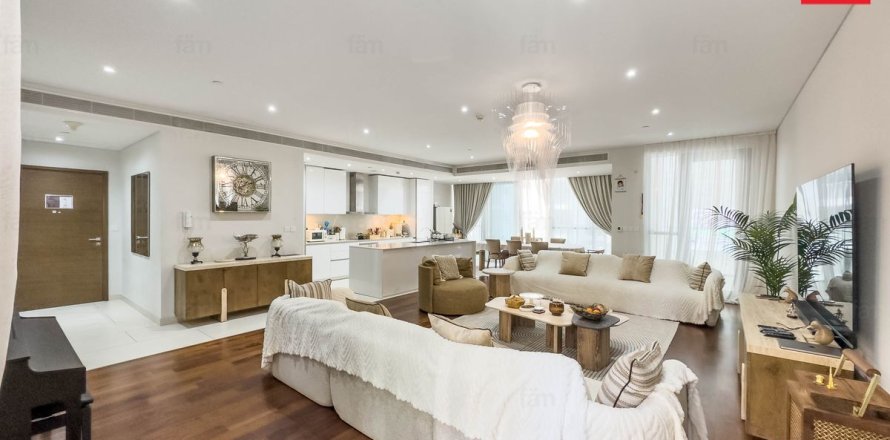 Apartament në Al Wasl, Dubai, Emiratet e Bashkuara Arabe 3 dhoma gjumi, 221.6 m2. № 689232