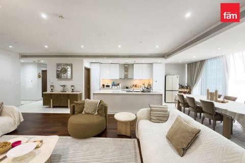 Apartament në Al Wasl, Dubai, Emiratet e Bashkuara Arabe 3 dhoma gjumi, 221.6 m2. № 689232 - Foto 6