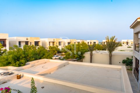 Villa para venda em Saadiyat Island, Abu Dhabi, EAU 7 quartos, 982 m2 № 716264 - foto 9