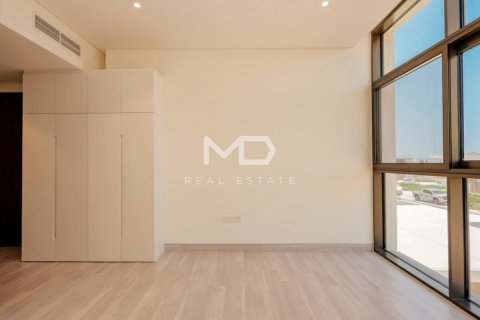 Vila v Abu Dhabi, SAE 4 ložnice, 337 m² Č.: 555168 - fotografie 37