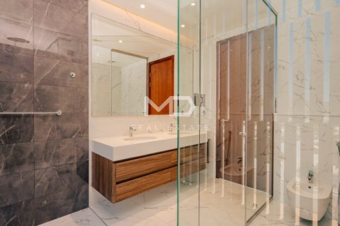 Vila v Abu Dhabi, SAE 4 ložnice, 989.2 m² Č.: 555178 - fotografie 32