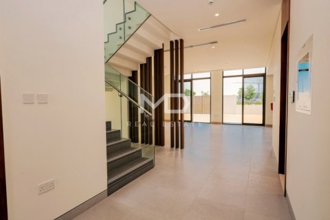 Vila v Abu Dhabi, SAE 4 ložnice, 989.2 m² Č.: 555178 - fotografie 7