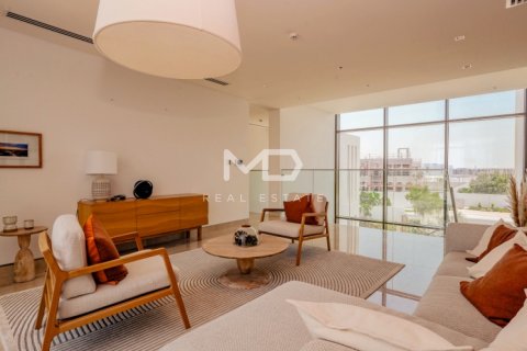 Villa in Abu Dhabi, UAE 5 bedrooms, 618.9 sq.m. № 555169 - photo 52