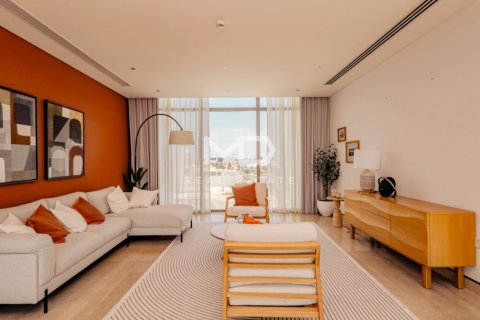 Villa in Abu Dhabi, UAE 5 bedrooms, 618.9 sq.m. № 555169 - photo 50
