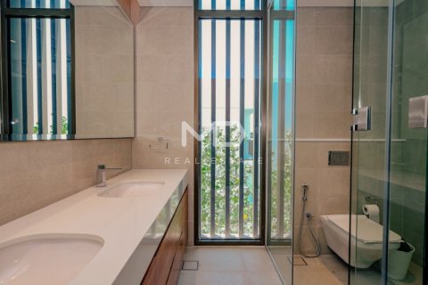 Villa in Abu Dhabi, UAE 5 bedrooms, 618.9 sq.m. № 555169 - photo 13