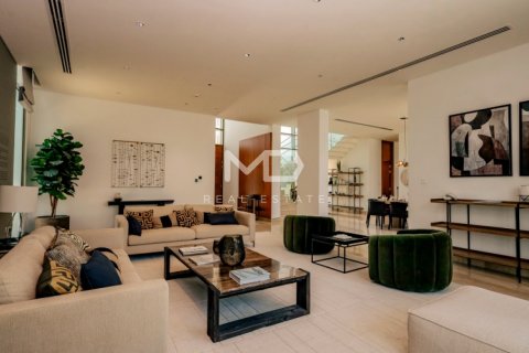 Villa in Abu Dhabi, UAE 5 bedrooms, 618.9 sq.m. № 555169 - photo 35