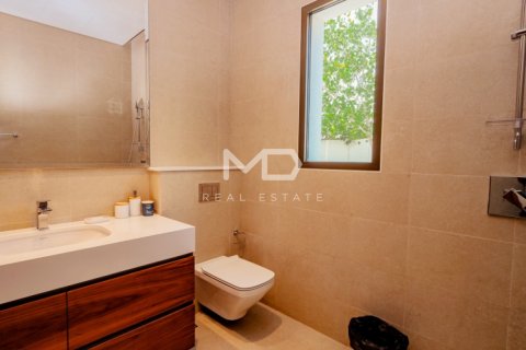 Villa in Abu Dhabi, UAE 5 bedrooms, 618.9 sq.m. № 555169 - photo 31
