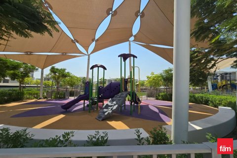 טאונהאוס להשכרה ב Jebel Ali, Dubai, איחוד האמירויות  4 חדרי שינה, 361.4 מ"ר, מספר 655828 - תמונה 1