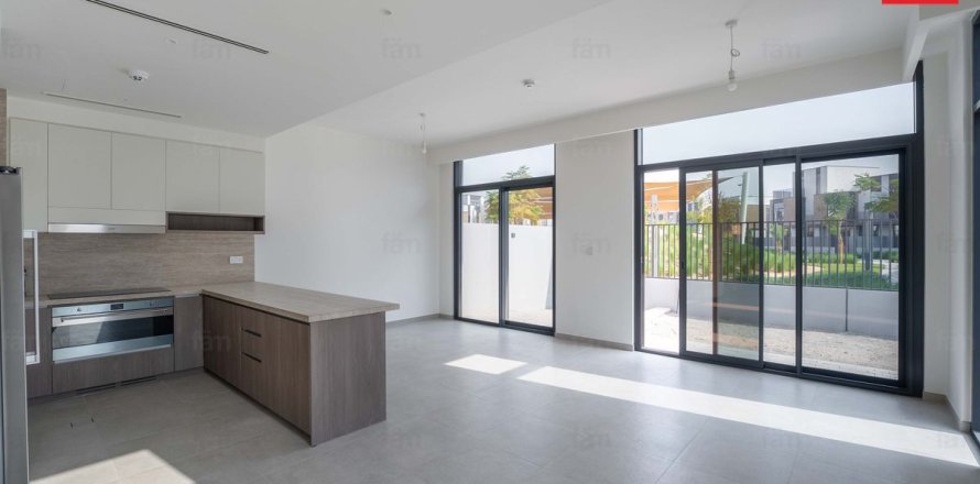 Townhouse în Dubai, EAU 4 dormitoare, 246.8 mp.  №655849