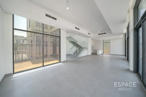 Villa in vendita a Al Furjan, Dubai, EAU 5 camere da letto, 414 mq. № 649748 - foto 3