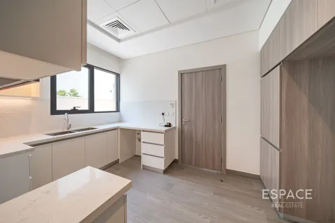 Villa in vendita a Al Furjan, Dubai, EAU 5 camere da letto, 414 mq. № 649748 - foto 7