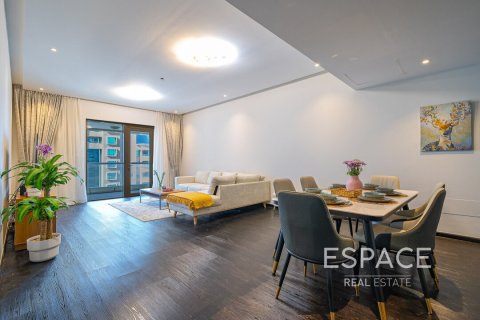 Lägenhet till försäljning i Dubai Marina, Dubai, UAE 2 sovrum, 129 kvm Nr. 649749 - fotografi 5