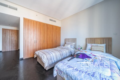 Lägenhet till försäljning i Dubai Marina, Dubai, UAE 2 sovrum, 129 kvm Nr. 649749 - fotografi 16