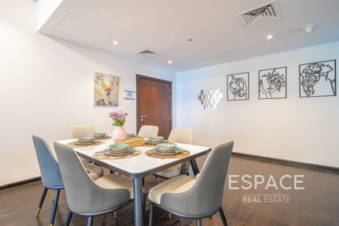 Lägenhet till försäljning i Dubai Marina, Dubai, UAE 2 sovrum, 129 kvm Nr. 649749 - fotografi 6