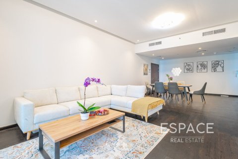 Lägenhet till försäljning i Dubai Marina, Dubai, UAE 2 sovrum, 129 kvm Nr. 649749 - fotografi 2
