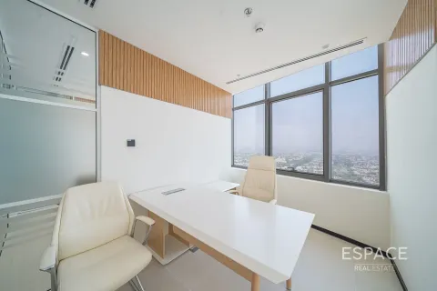 Zyrë në Jumeirah Lake Towers, Dubai, Emiratet e Bashkuara Arabe 157 m2. № 649709 - Foto 14
