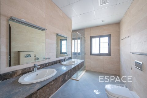 Vila v Al Furjan, Dubai, SAE 6 ložnice, 595 m² Č.: 649747 - fotografie 20
