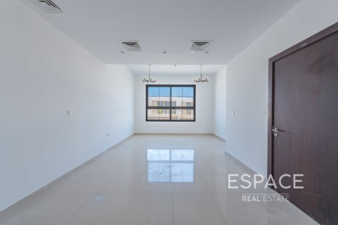 Vila v Al Furjan, Dubai, SAE 6 ložnice, 595 m² Č.: 649747 - fotografie 10