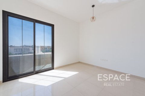 Vila v Al Furjan, Dubai, SAE 6 ložnice, 595 m² Č.: 649747 - fotografie 16