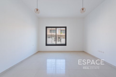Vila v Al Furjan, Dubai, SAE 6 ložnice, 595 m² Č.: 649747 - fotografie 12