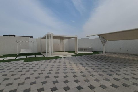 Villa te koop in Al Dhait, Ras Al Khaimah, VAE 4 slaapkamers, 1394 vr.m., nr 656882 - foto 2