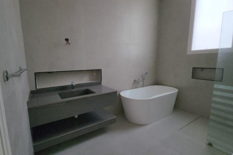 Villa te koop in Al Dhait, Ras Al Khaimah, VAE 4 slaapkamers, 1394 vr.m., nr 656882 - foto 11