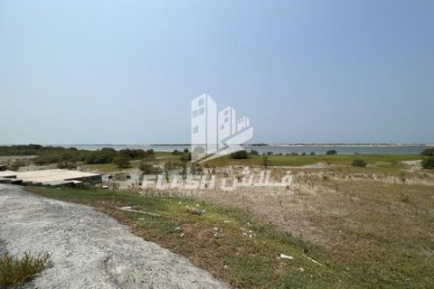 Tontti Shamal Julphar, Ras Al Khaimah, Arabiemiraatit 2972 m2 № 656880 - kuva 7