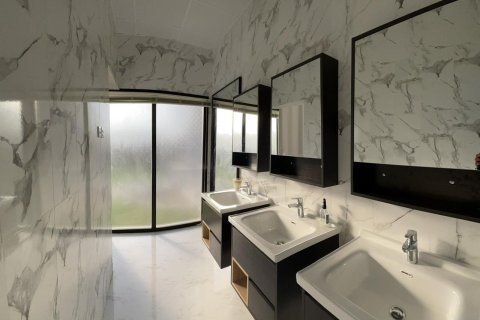 Ras Al Khaimah, UAE의 판매용 빌라 침실 2개, 929제곱미터 번호 656883 - 사진 14