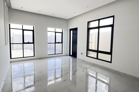 Villa à vendre à  Al Riffa, Ras Al Khaimah, EAU 5 chambres, 929 m2 № 656881 - photo 9