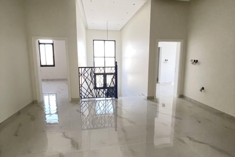 Villa à vendre à  Al Riffa, Ras Al Khaimah, EAU 5 chambres, 929 m2 № 656881 - photo 10