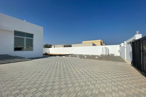 Villa till försäljning i Al Dhait, Ras Al Khaimah, UAE 3 sovrum, 900 kvm Nr. 656879 - fotografi 4
