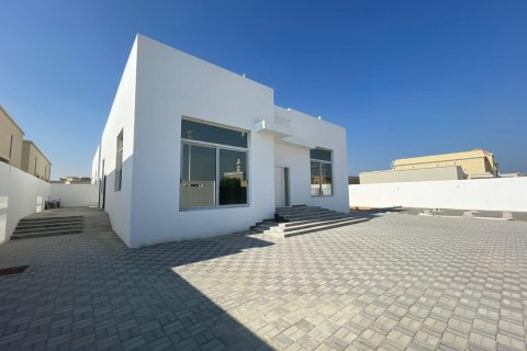 Villa till försäljning i Al Dhait, Ras Al Khaimah, UAE 3 sovrum, 900 kvm Nr. 656879 - fotografi 21