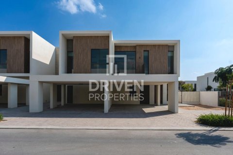 Apartment in The Valley, Dubai, UAE 4 bedrooms, 273 sq.m. № 684063 - photo 19